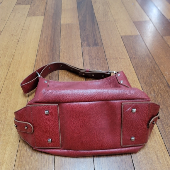 Matt & Nat Vegan Shoulder Bag - Picture 11 of 15